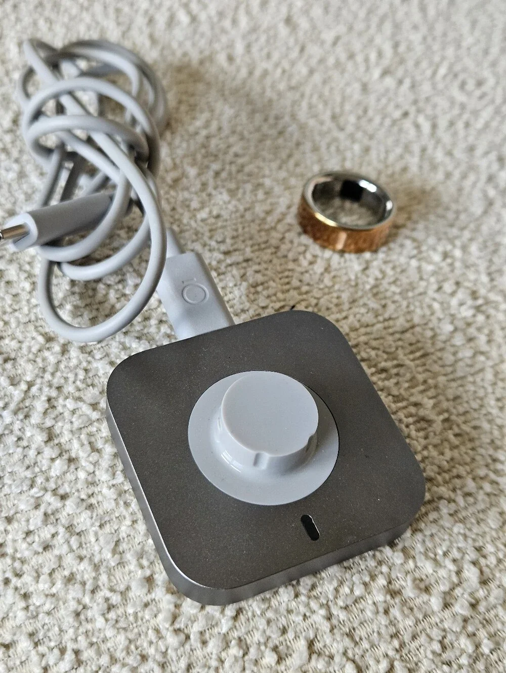 Oura Ring | Gen 4 | Gold | Size 8 | Charger And Cable Included
